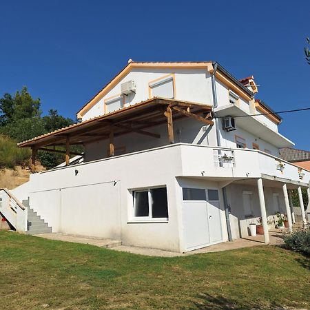 Family Paradise Ražanac Eksteriør billede